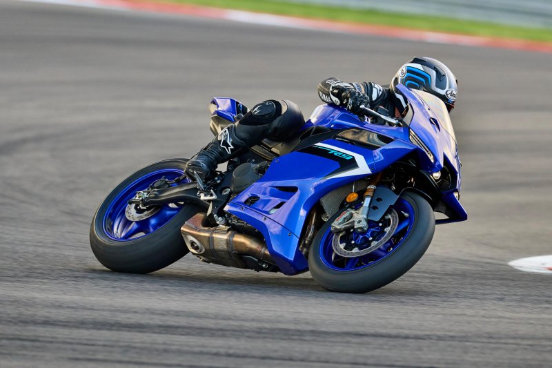 YZF-R9